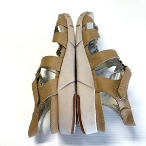 Image thumbnail 6